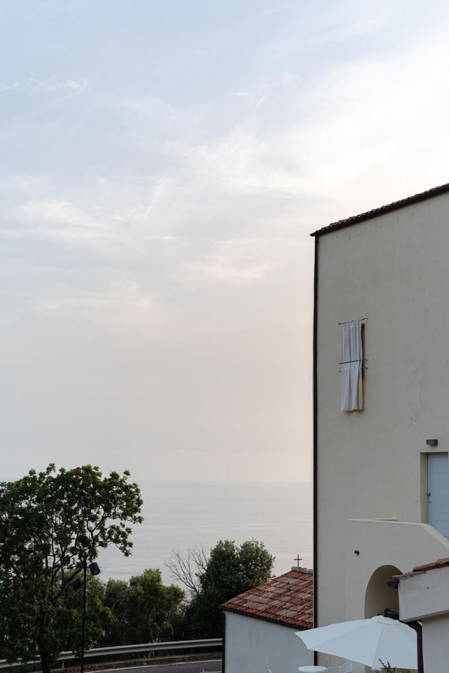 לינה וארוחת בוקר מראטיאה San Giuseppe Relais מראה חיצוני תמונה